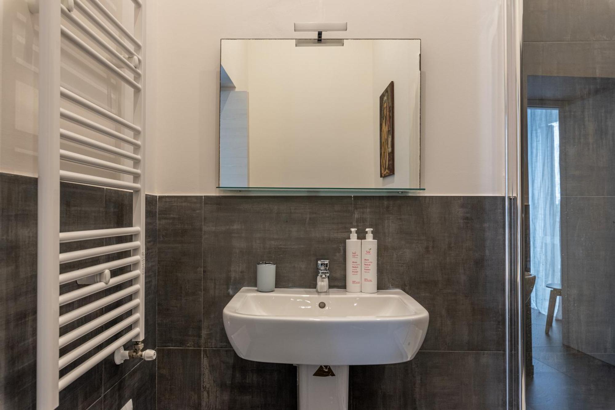 Apartments La Cala By Wonderful Italy Palermo Bagian luar foto